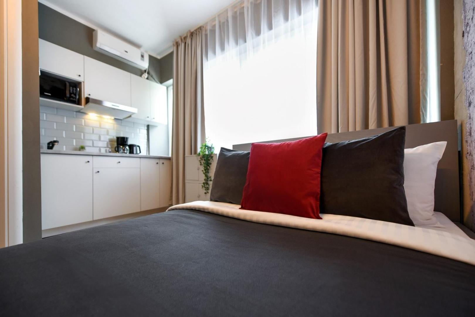 City Center Getaway - Cozy Accommodation For Your Perfect Stay Bukarest Szoba fotó