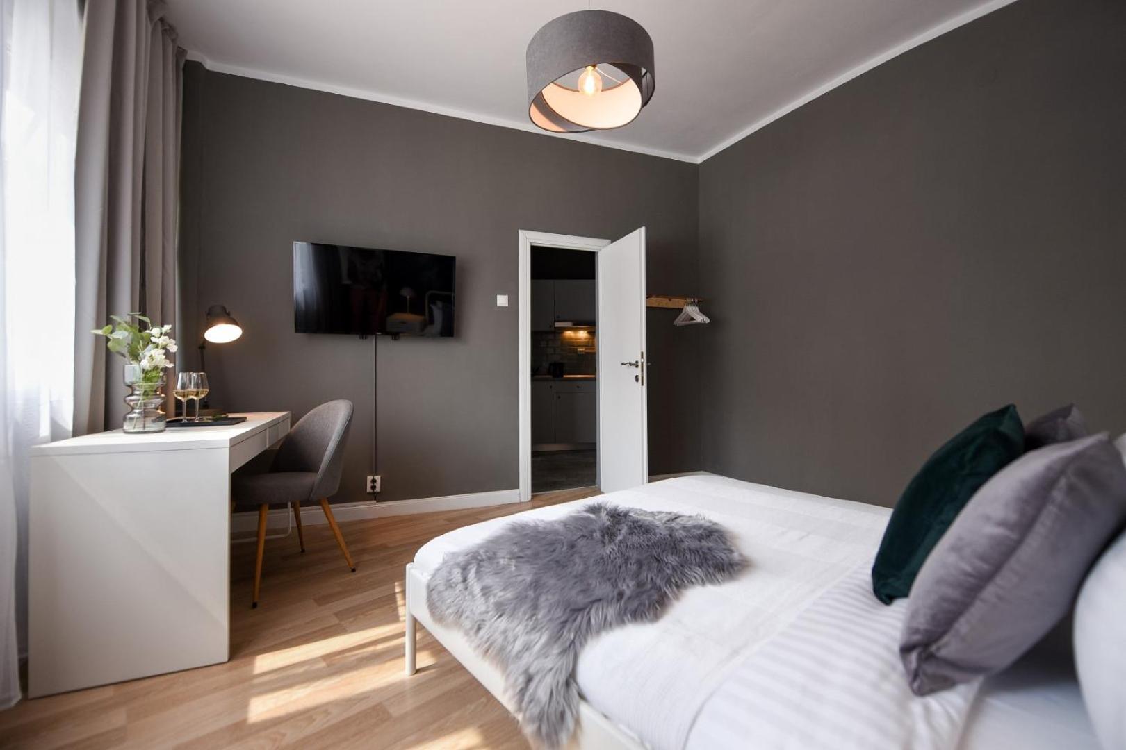 City Center Getaway - Cozy Accommodation For Your Perfect Stay Bukarest Szoba fotó