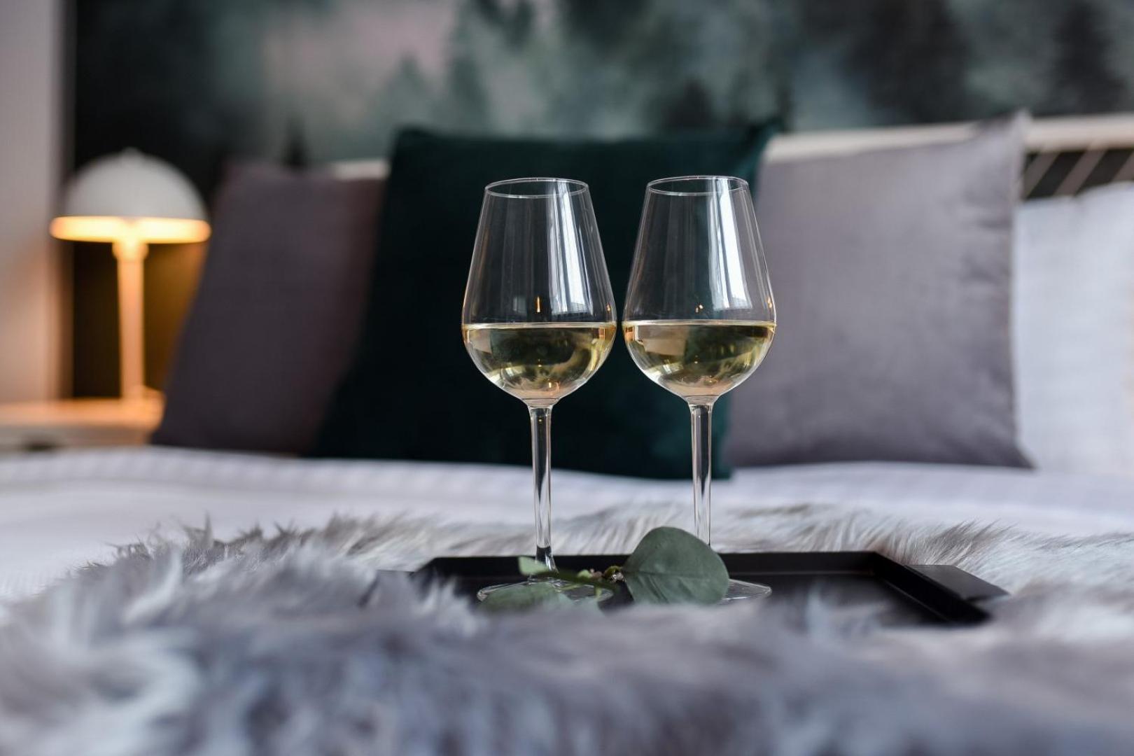 City Center Getaway - Cozy Accommodation For Your Perfect Stay Bukarest Kültér fotó